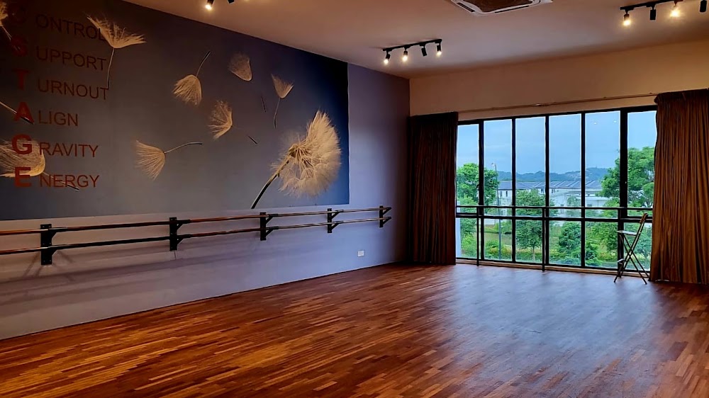 CStage Dance Academy